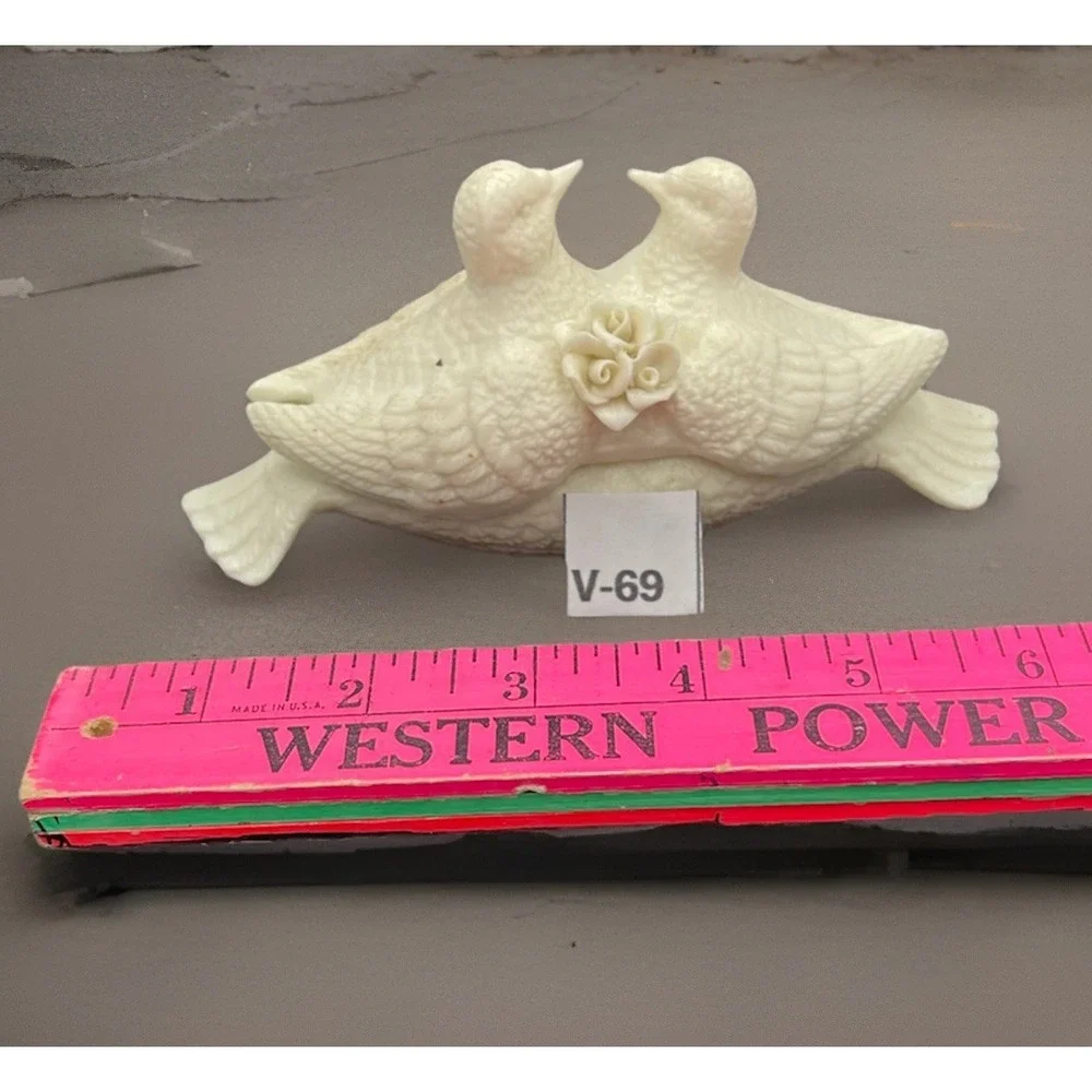 VNTG Porcelain Bisque Love Birds Trinket Box